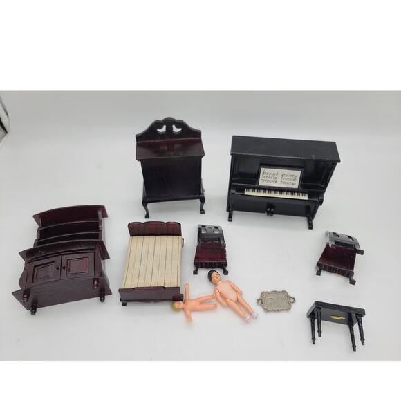 Vintage Wooden Dollhouse Furniture 10 pc Lot - Picture 8 of 8